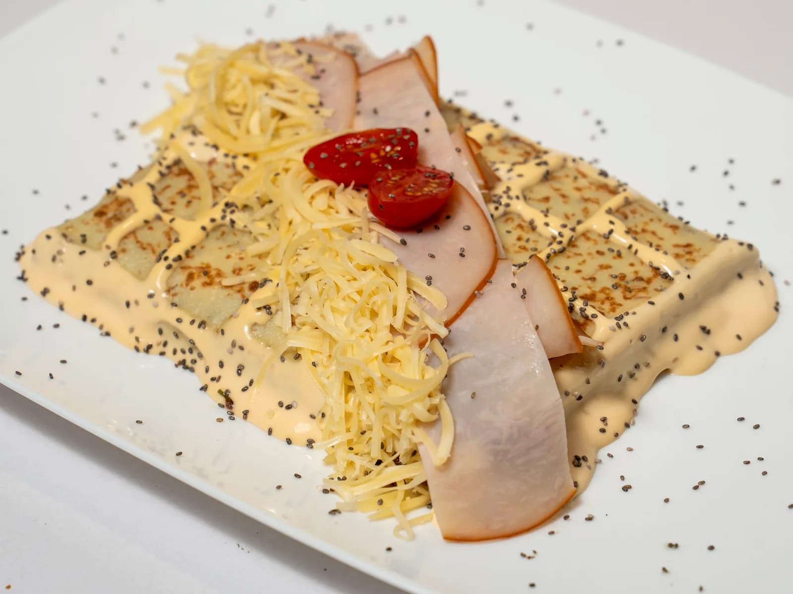 Crêpes fromage dinde fumee